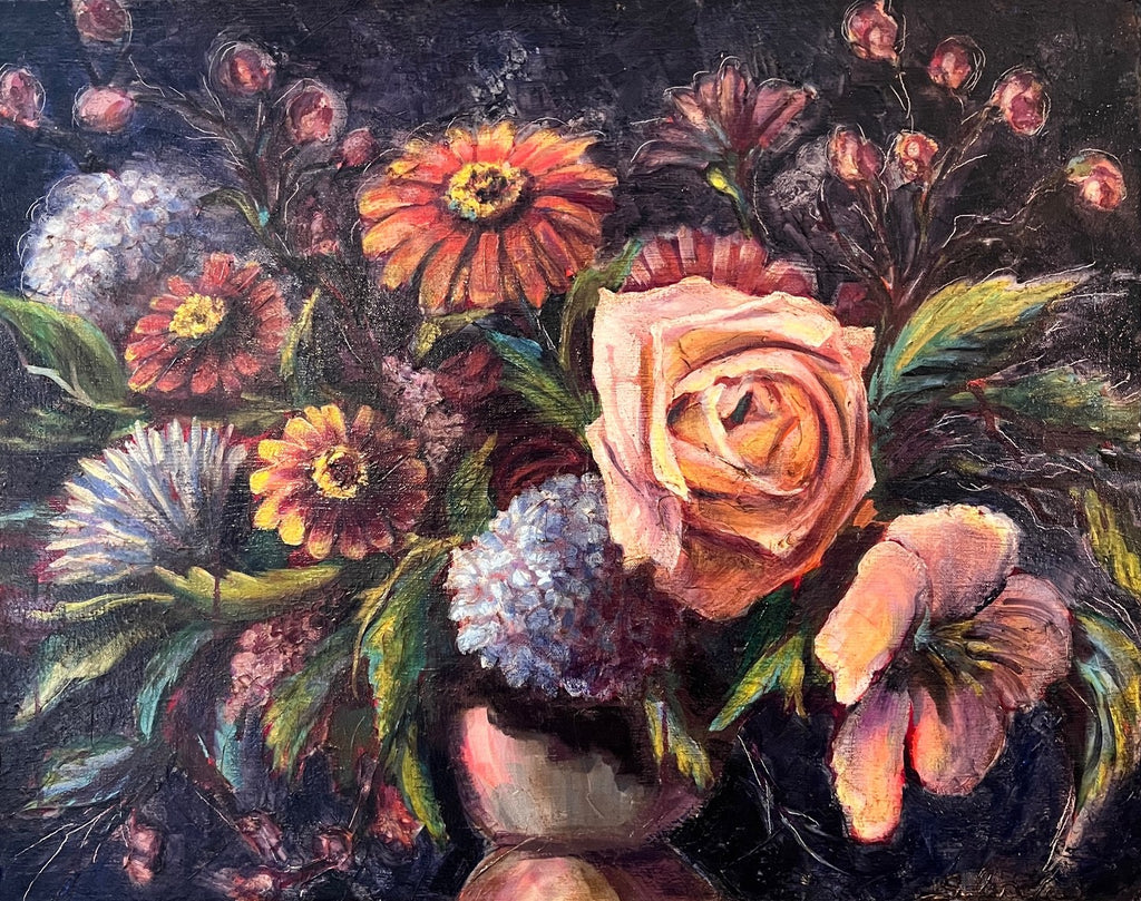Baritone Floral Bouquet in Black